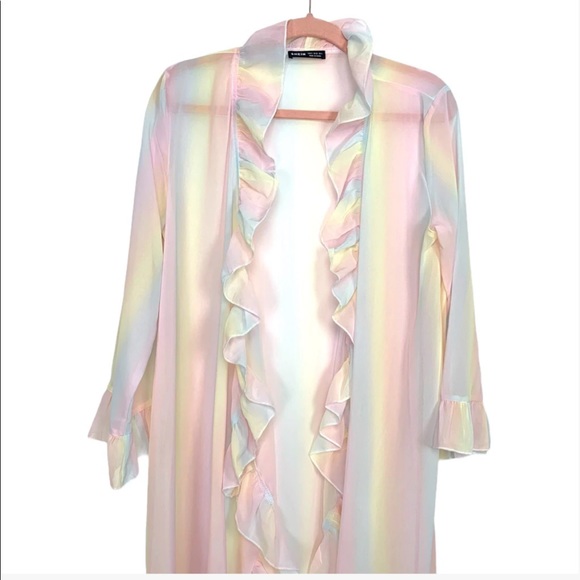 Rainbow Duster Robe! - Picture 2 of 3